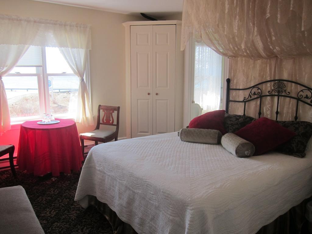 Salmon River Country Inn Head of Jeddore Pokoj fotografie