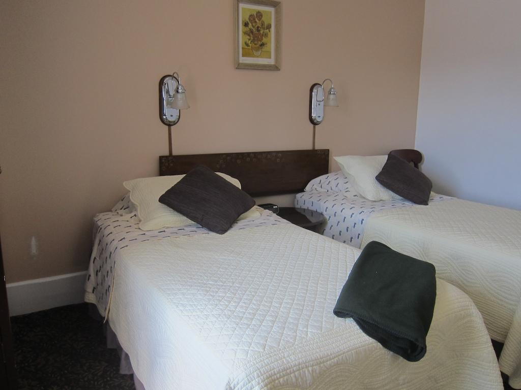 Salmon River Country Inn Head of Jeddore Pokoj fotografie