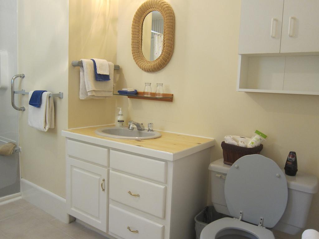 Salmon River Country Inn Head of Jeddore Pokoj fotografie